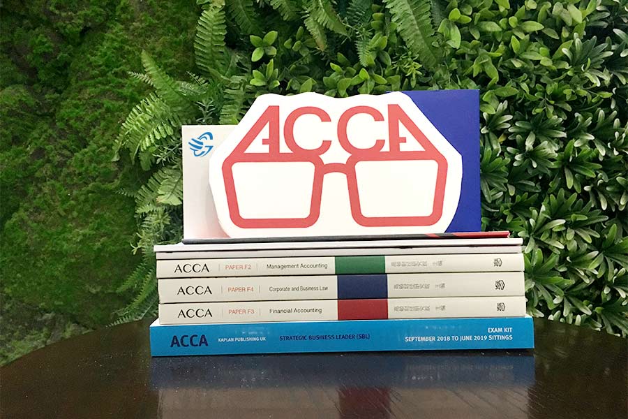 ACCA证书,手持ACCA证书,ACCA